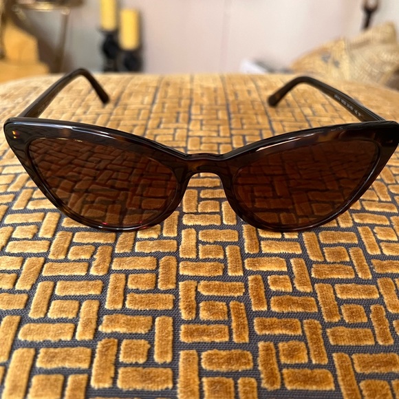 Brand new! Prada Catwalk sunglasses - Picture 6 of 12